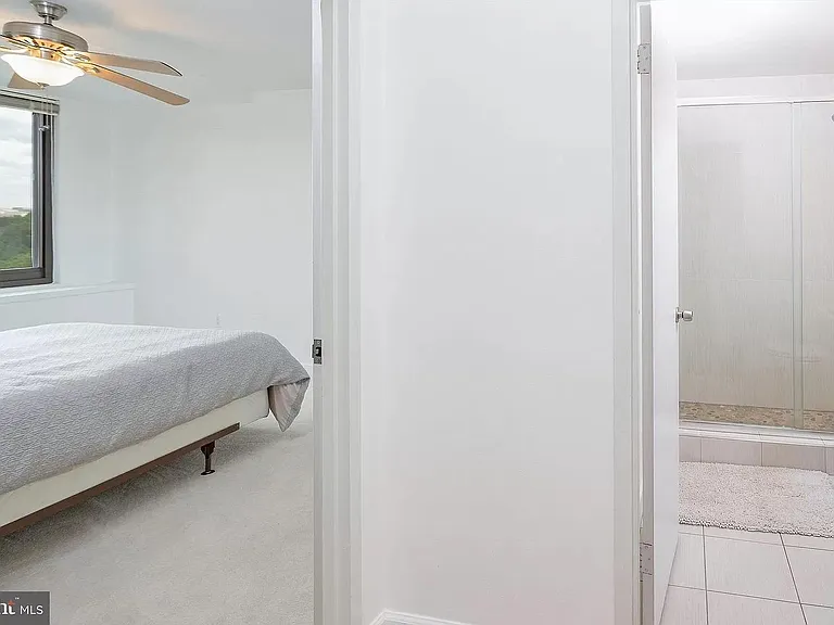 1021 Arlington Blvd #728 — Photo 11