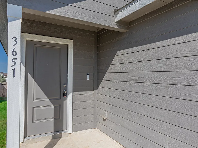 3651 Millbrook Way — Photo 3