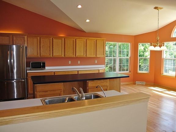 4th image of S28W31017 Wild Berry Ln