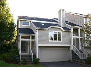 166 Lake Pl S #166, Danbury, CT 06810