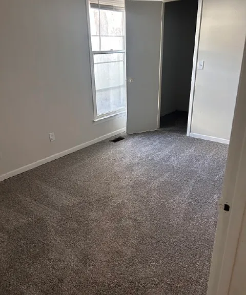 2717 Meek Ave — Photo 4