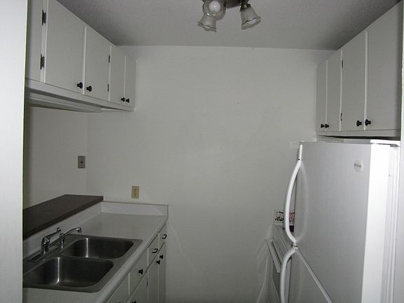 5th image of 12934 Nicollet Ave APT 202