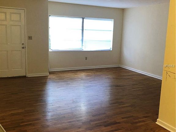 5th image of 506 W Hogle Ave