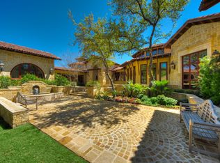 310 Huntington Pl, Shavano Park, TX 78249