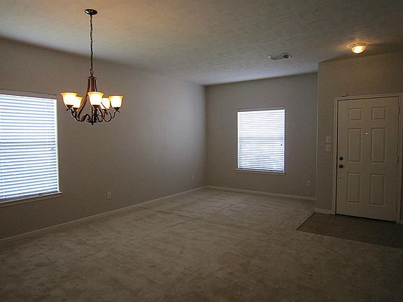 4th image of 21611 Blue Heather Ct