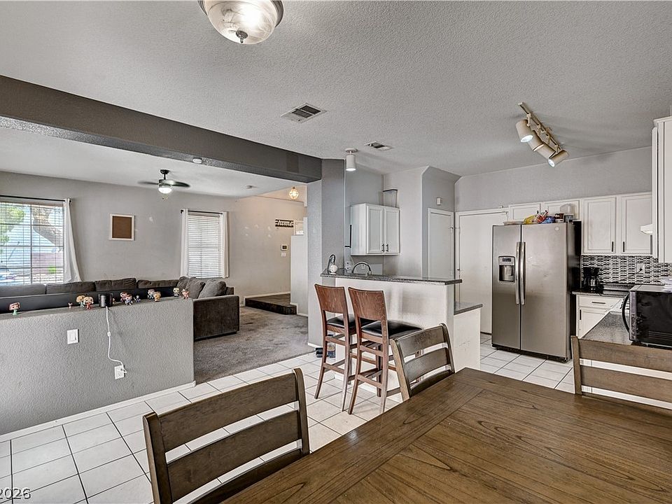1st image of 2518 Lord Orville Ct