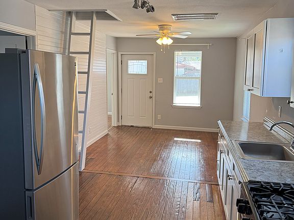 Kitchen and living room