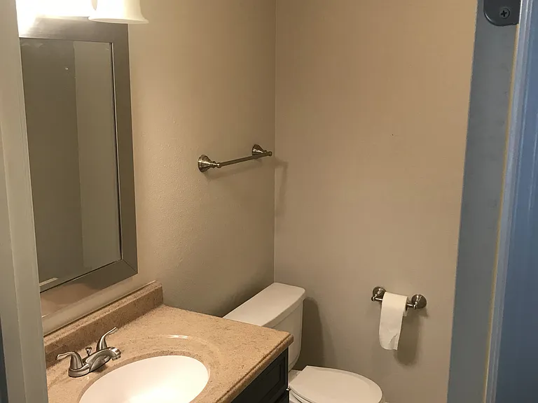 812 Hardy Springs Cir #A — Photo 10