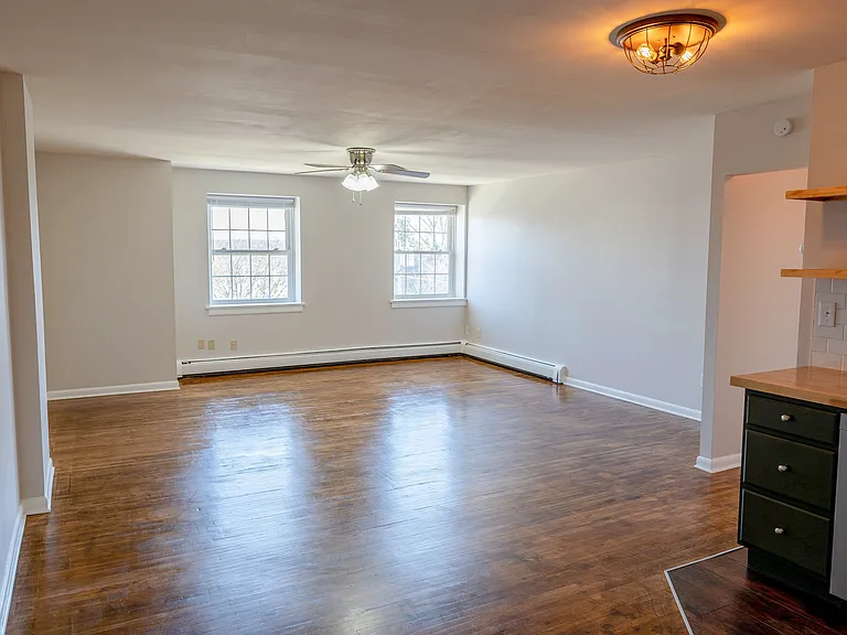2 Bedroom Apartment - School House 2 Bedroom Apartment - School House