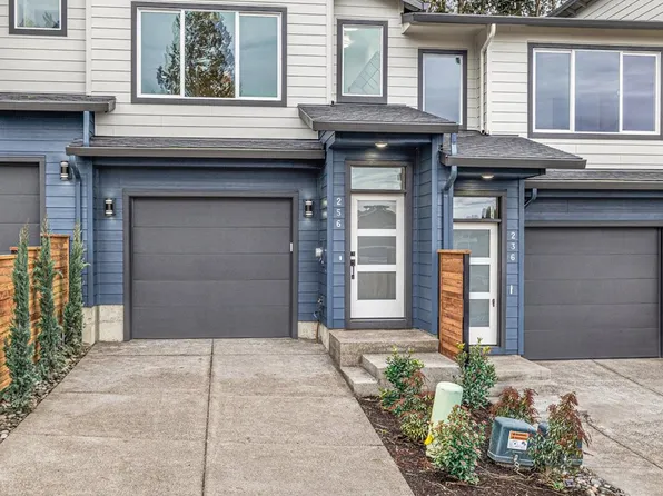 256 NW Mawrcrest Ave, Gresham, OR 97080