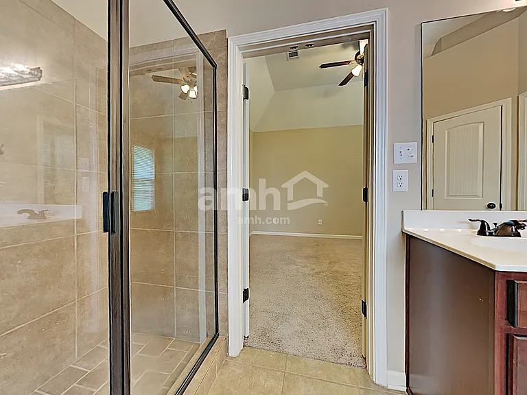 4957 Shira Dr — Photo 13