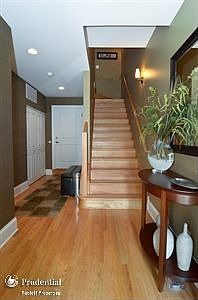 2nd image of 4107 N Southport Ave