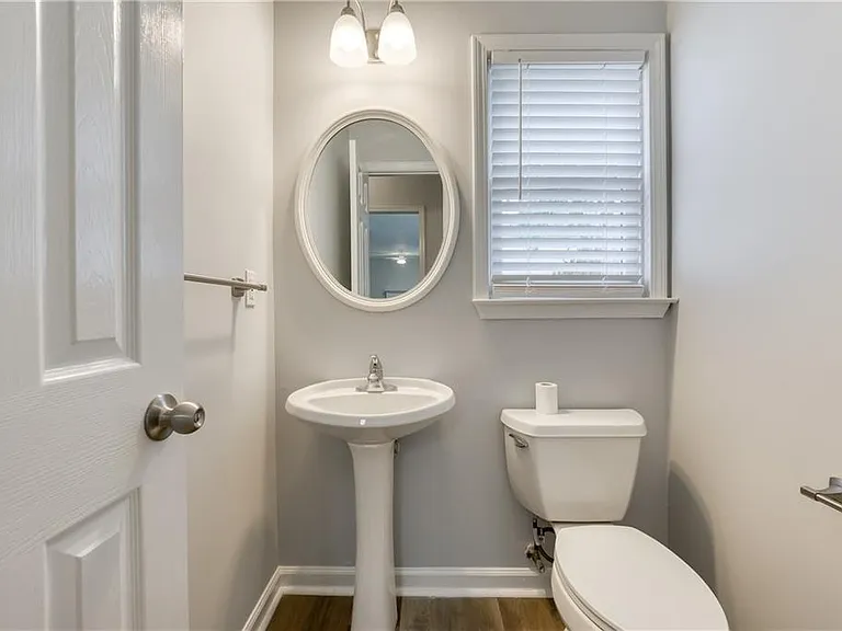 355 Lamme Chase — Photo 19
