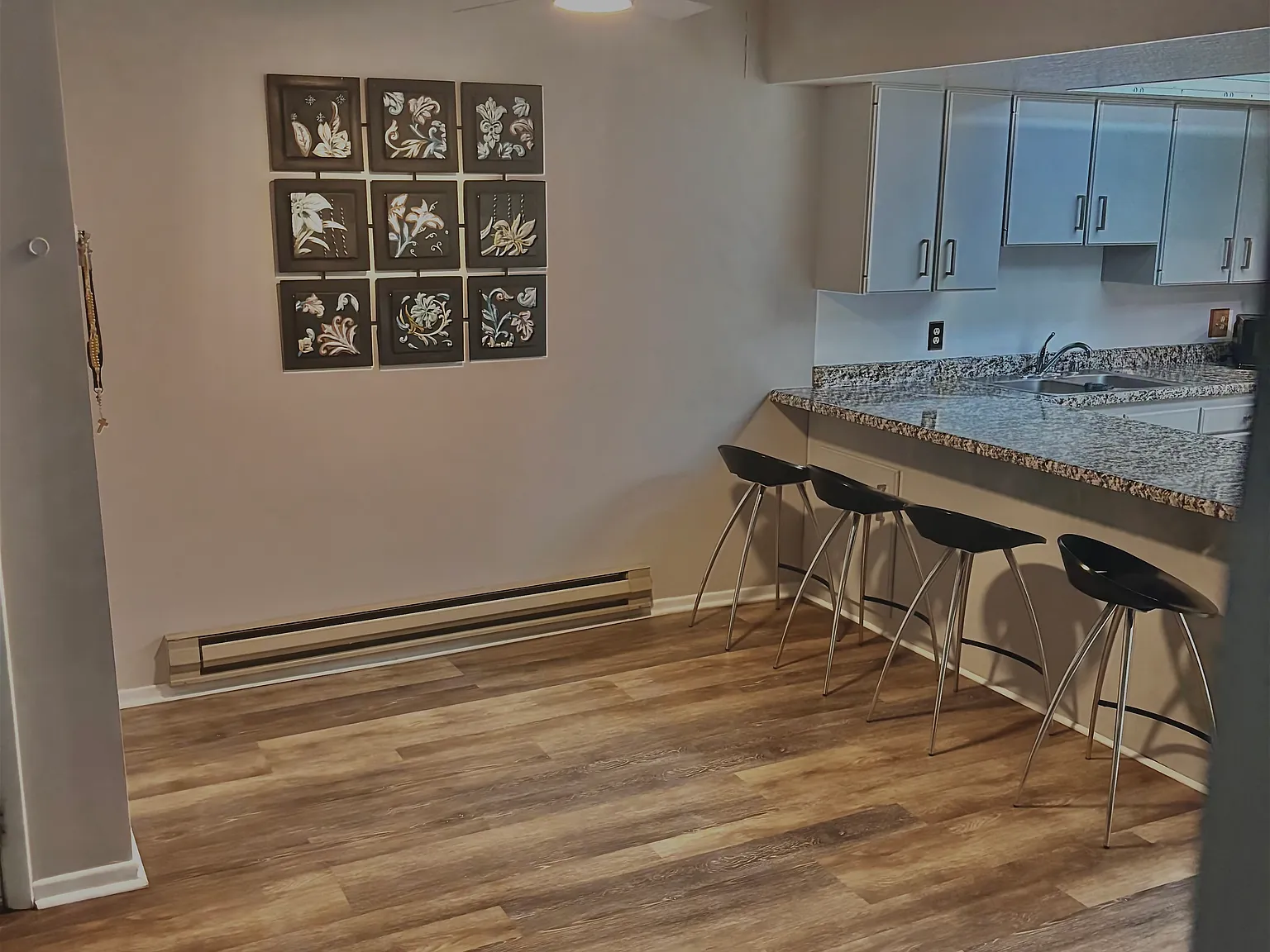 3 bed, 1500 sqft, $1,350 — Photo 3