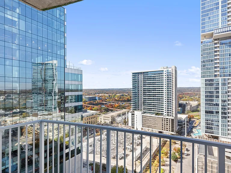 360 Nueces St #2102 — Photo 25