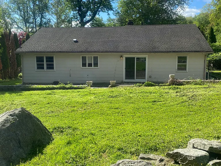 94 Baldwin Ln — Photo 12