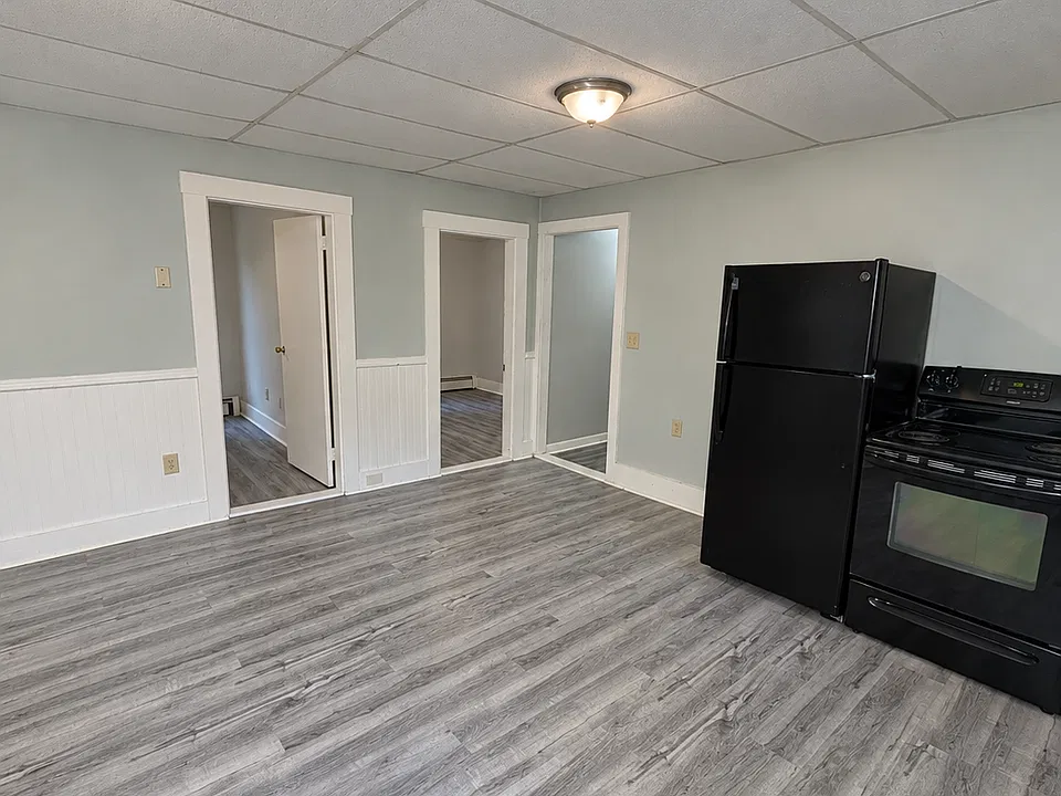 49 Western Ave #102