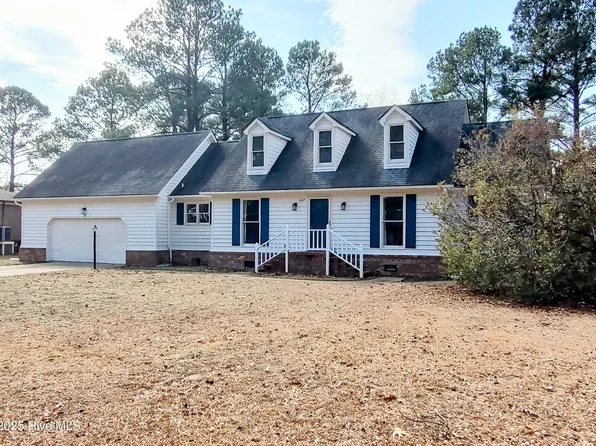607 Plantation Drive, New Bern, NC 28562