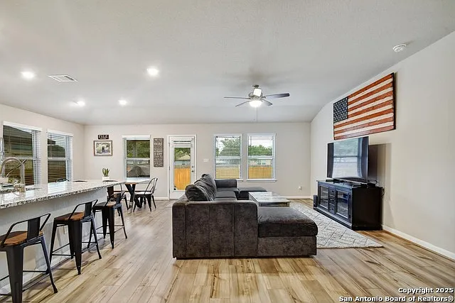 3053 Casillero St — Photo 3