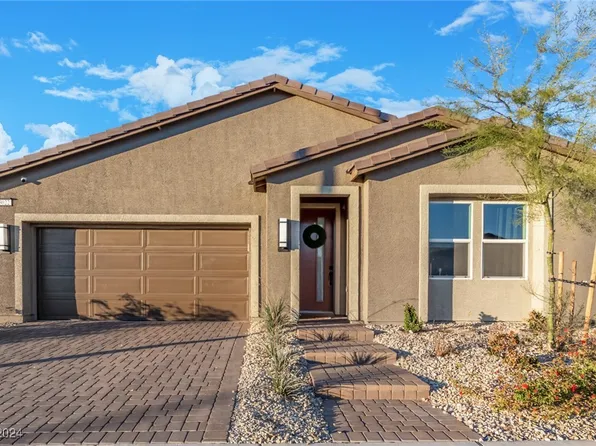 3022 Risen Star Rd, North Las Vegas, NV 89086