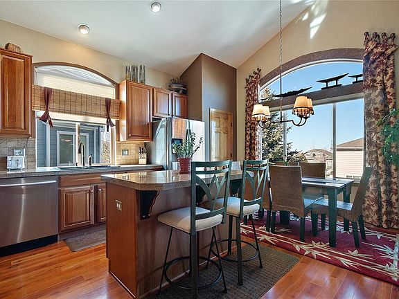 4th image of 16771 Rolling Hills Pl