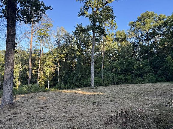 3rd image of Pid 242940 Arthur Dr