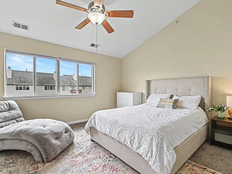 1149 E Cambria Ln S #1149 — Photo 7