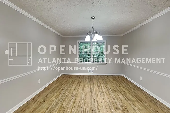 1302 Milstead Trce NE — Photo 9