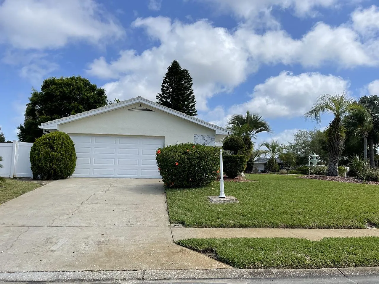 142nd Way, Largo — Photo 3