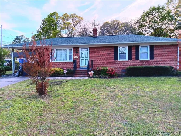 1824 Stockton Dr, Fayetteville, NC 28304