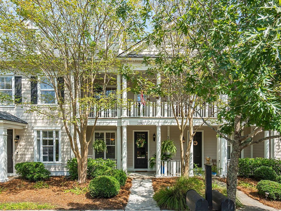 1st image of 2392 Kings Gate Ln #303