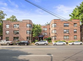 140 S Middle Neck Rd APT 3D, Great Neck, NY 11021