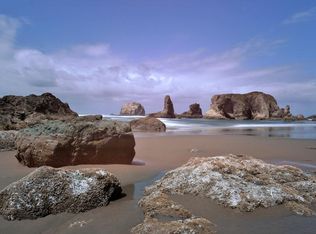 2967 Spinnaker Dr, Bandon, OR 97411