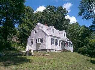 22 Bear Mountain Rd, Danbury, CT 06811