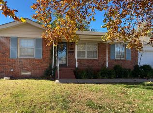 9909 Ridgeview Dr, Oklahoma City, OK 73120