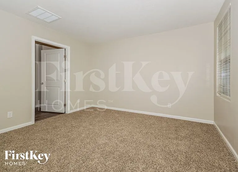 13851 N Mardenis Dr W — Photo 8
