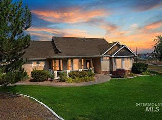 24528 Star Crest Ct, Middleton, ID 83644