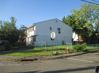 99 Roosevelt Dr, West Haverstraw, NY 10993