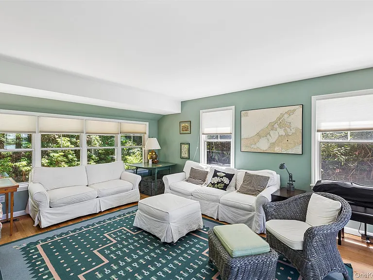 440 Haywaters Rd — Photo 11