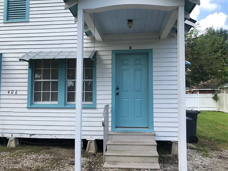 406 S Jefferson St — Photo 1