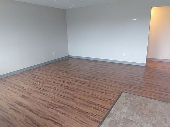2nd image of 210A N McKinley St