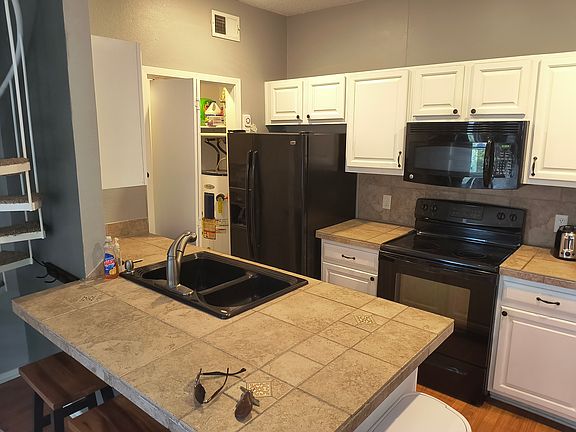 5th image of 2116 Tanglewood Blvd Lot C202
