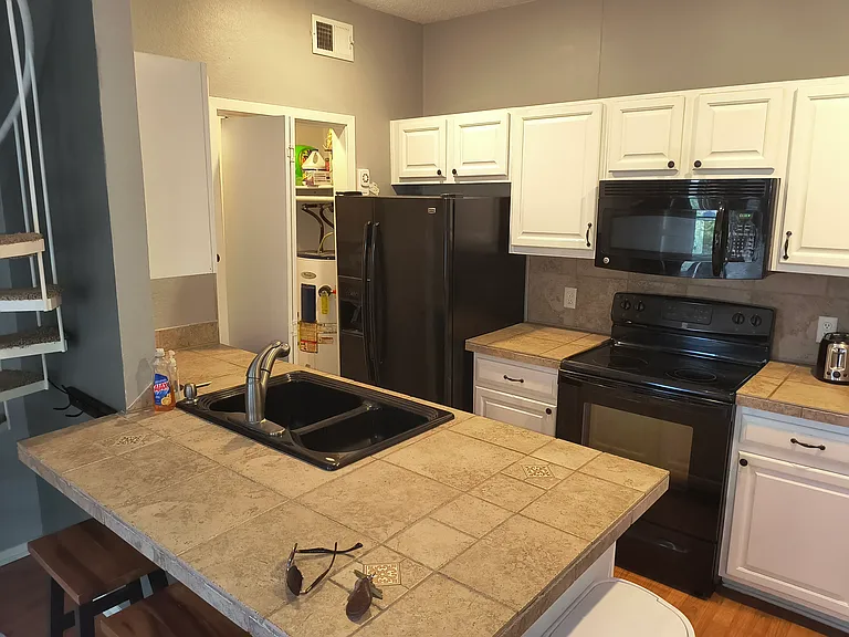 2116 Tanglewood Blvd #C202 — Photo 5