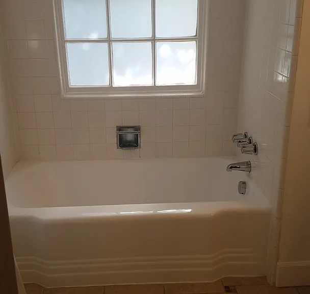 Broadmoor Manor — Photo 117