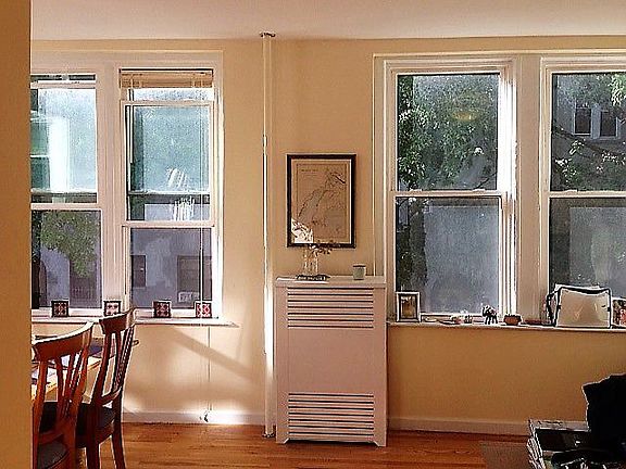 2nd image of 2449 28th St APT 32