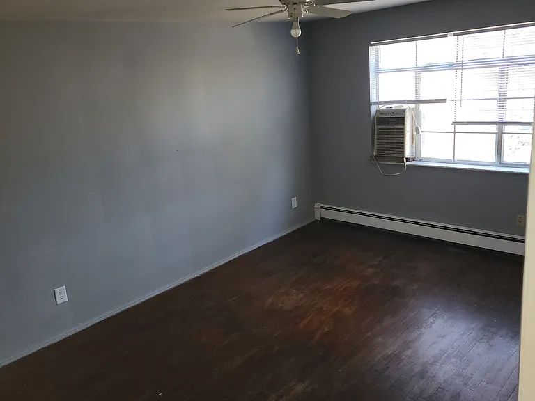 504 Olden Ave #3 — Photo 9