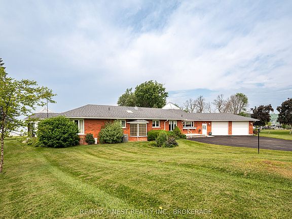 2nd image of 32 Howe Island Dr
