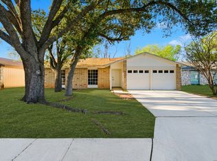 9446 Cliff Way, San Antonio, TX 78250