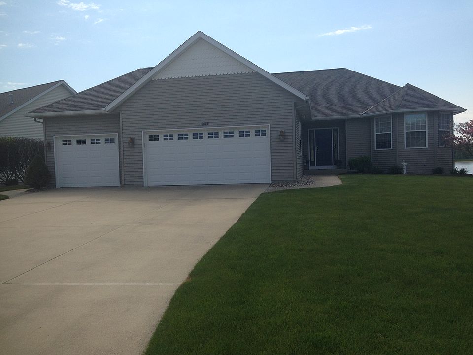 1st image of 13080 Blueberry Ln