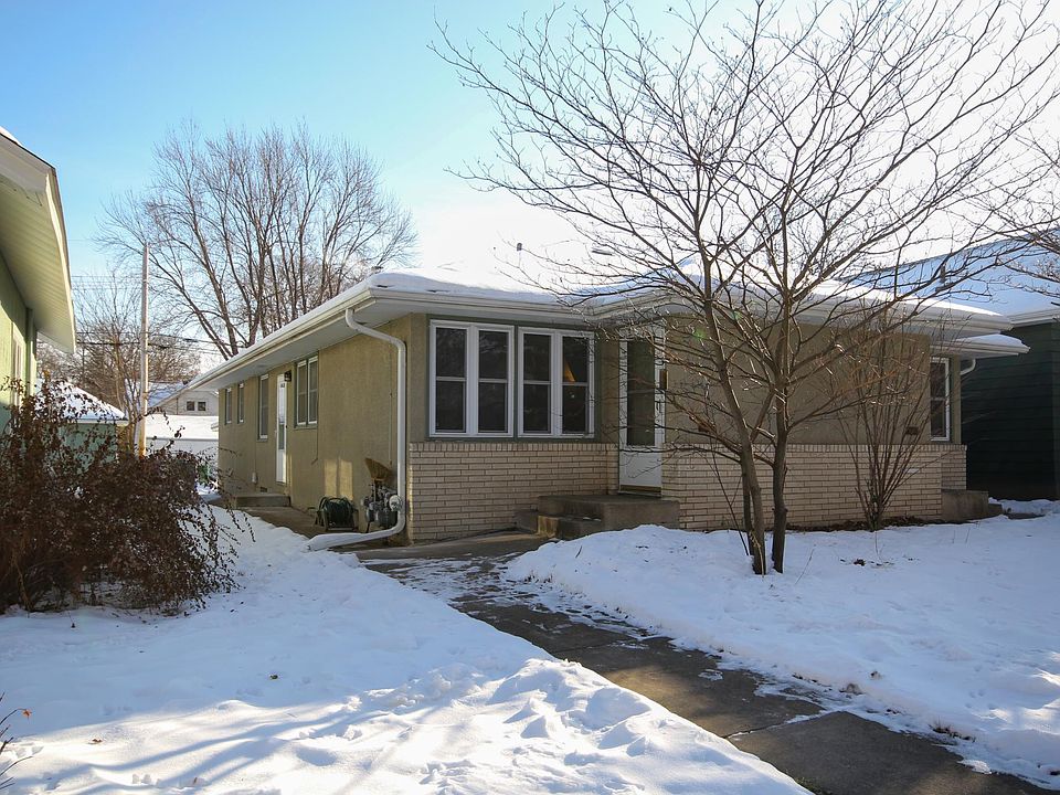 1st image of 3233 39th Ave S #1